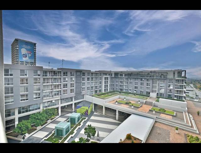 1 BEDROOM APARTMENT FOR SALE IN BEDFORDVIEW